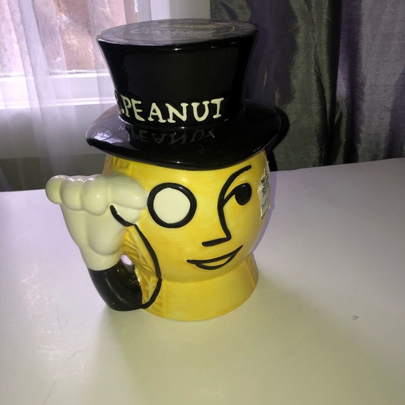 Vintage Mr. Peanuts ceramic peanut jar for cookies or peanuts and more - Picture 1 of 8